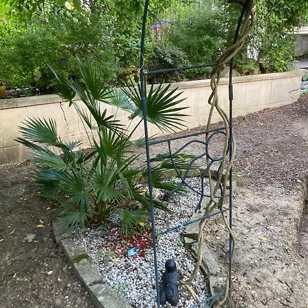 Sejour A La Chataigneraie Bed & Breakfast